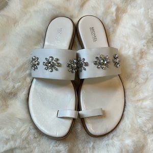 Women’s Michael Kors white sequence sandal 8.5